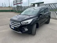 Usata Ford Kuga Titanium 120 CV (88 kW) 2018 Nero SUV