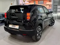 Nuova Fiat Grande Panda Icon 100 CV (73 kW) 2026 Rosso Utilitaria