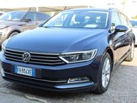 Usata VW Passat Comfortline 120 CV (88 kW) 2017 Blu Station wagon