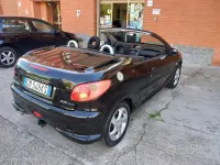 Usata Peugeot 206 CC 109 CV (80 kW) 2004 Nero Cabrio