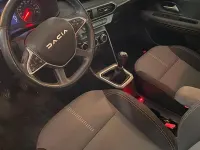Usata Dacia Jogger Expression 101 CV (74 kW) 2023 Verde Monovolume