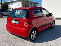 Usata Kia Picanto LX 61 CV (44 kW) 2007 Rosso Utilitaria