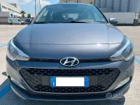 Usata Hyundai i20 90 CV (66 kW) 2017 Grigio Berlina