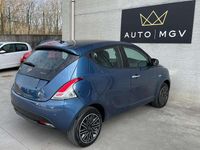 Usata Lancia Ypsilon Gold 69 CV (50 kW) 2023 Blu/azzurro Utilitaria