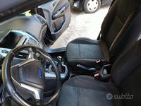 Usata Ford B-MAX 90 CV (66 kW) 2015 Monovolume