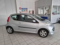 Gebraucht Peugeot 107 54 PS (39 kW) 2007 Silber Kleinwagen