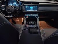 Usata Jaguar XF Sportbrake R 180 CV (132 kW) 2020 Bianco Station wagon