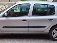 Usata Renault Clio II Dynamique 82 CV (60 kW) 2005 Grigio Utilitaria
