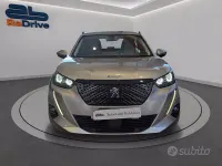 Usata Peugeot 2008 Allure 102 CV (75 kW) 2020 Bianco SUV