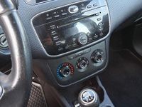 Usata Fiat Punto 75 CV (55 kW) 2012 Grigio Berlina