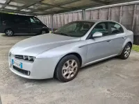 Käytetty Alfa Romeo 159 150 HP (110 kW) 2008 Harmaa Sedan