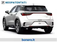 Nuova Lexus LBX 136 CV (100 kW) 2026 Bianco SUV