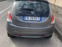 Usata Lancia Ypsilon Gold 69 CV (50 kW) 2017 Utilitaria