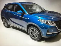 Usata DFSK Glory 500 106 CV (77 kW) 2026 Bluazzurro Station wagon