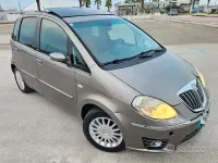 Usata Lancia Musa 90 CV (66 kW) 2009 Grigio Monovolume