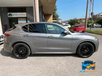 Usata Alfa Romeo Stelvio Veloce 209 CV (153 kW) 2021 Grigio SUV
