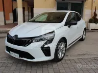 Usata Renault Clio Evolution 101 CV (74 kW) 2024 Bianco Utilitaria