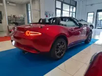 Nuova Mazda MX5 Homura-Line 131 CV (96 kW) 2026 Rosso Cabrio