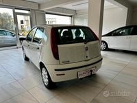 Usata Fiat Punto Active 59 CV (43 kW) 2010 Bianco Berlina