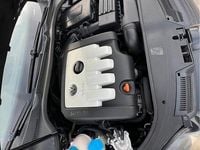 Usata VW Golf V 140 CV (102 kW) 2003 Nero Utilitaria
