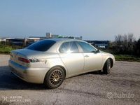 Usata Alfa Romeo 156 116 CV (85 kW) 2003 Grigio Berlina