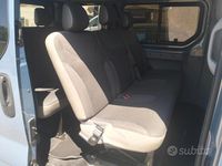 Usata Opel Vivaro 120 CV (88 kW) 2010 Blu Monovolume