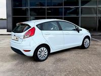 Usata Ford Fiesta Titanium 60 CV (44 kW) 2013 Bianco Berlina