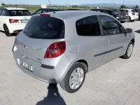 Usata Renault Clio II 75 CV (55 kW) 2008 Other Berlina