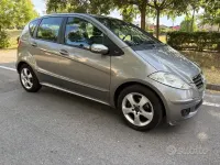 Usata Mercedes A150 95 CV (69 kW) 2009 Grigio Berlina