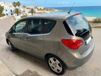 Usata Opel Meriva 120 CV (88 kW) 2014 Grigio Monovolume