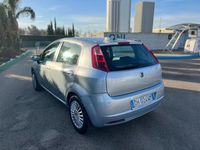 Usata Fiat Grande Punto 60 CV (44 kW) 2007 Argento Utilitaria