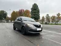 usata Lancia Ypsilon 1.2 69cv GPL Ecochic Elefantino Blu