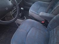 Usata Renault Kangoo 75 CV (55 kW) 2006 Grigio Monovolume