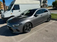Usata Mercedes A200 Business 150 CV (110 kW) 2020 Grigio Utilitaria