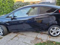 Second-hand Ford Fiesta Titanium 82 CP (60 kW) 2009 Negru Hatchback