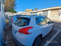 Usata Peugeot 2008 Active 75 CV (55 kW) 2016 Bianco SUV