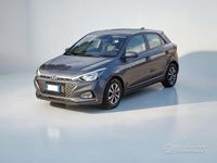 Usata Hyundai i20 75 CV (55 kW) 2019 Antracite metallizzato Utilitaria
