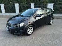 Usata Chevrolet Aveo 86 CV (63 kW) 2012 Nero Berlina