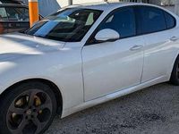 Usata Alfa Romeo Giulia 150 CV (110 kW) 2018 Bianco Coupé