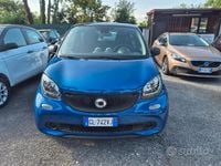 Usata Smart ForFour Prime 71 CV (52 kW) 2017 Blu Utilitaria