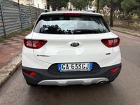 Usata Kia Stonic Style 116 CV (85 kW) 2019 Bianco SUV