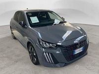 Usata Peugeot 208 Allure 100 CV (73 kW) 2025 Grigio Utilitaria