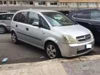 Usata Opel Meriva Cosmo 101 CV (74 kW) 2004 Grigio Monovolume