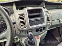 usata Opel Vivaro 8 posti