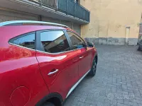 Usata MG ZS 106 CV (77 kW) 2024 Rosso SUV