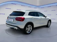 Usata Mercedes GLA200 136 CV (100 kW) 2014 Bianco SUV