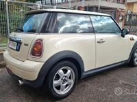 Usata Mini ONE Chili 95 CV (69 kW) 2008 Beige Utilitaria