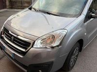 Usata Peugeot TePee Active 120 CV (88 kW) 2016 Grigio Station wagon