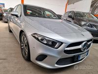 Usata Mercedes A180 Business 116 CV (85 kW) 2020 Grigio Berlina