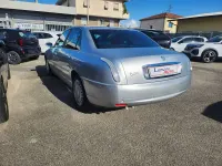 Usata Lancia Thesis 185 CV (136 kW) 2004 Argento Berlina